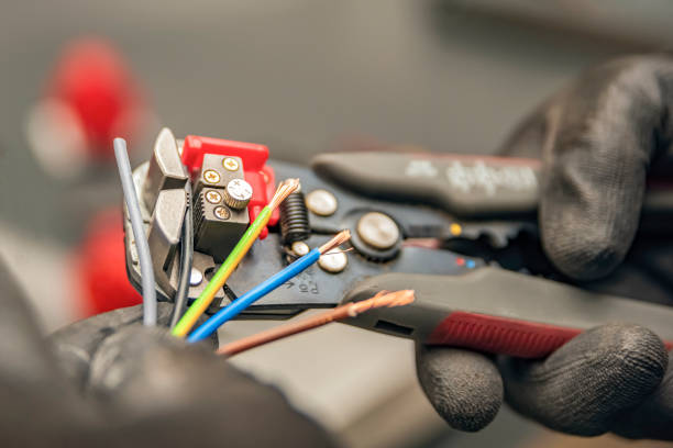 Best Electrical Installation Contractor  in Diamond, IL